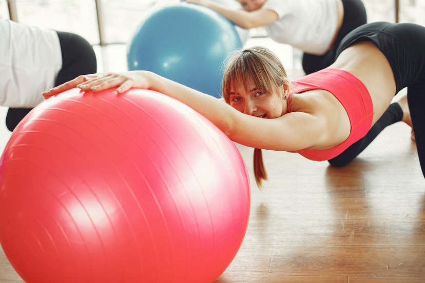 Pilates Topu Hareketleri Nelerdir?