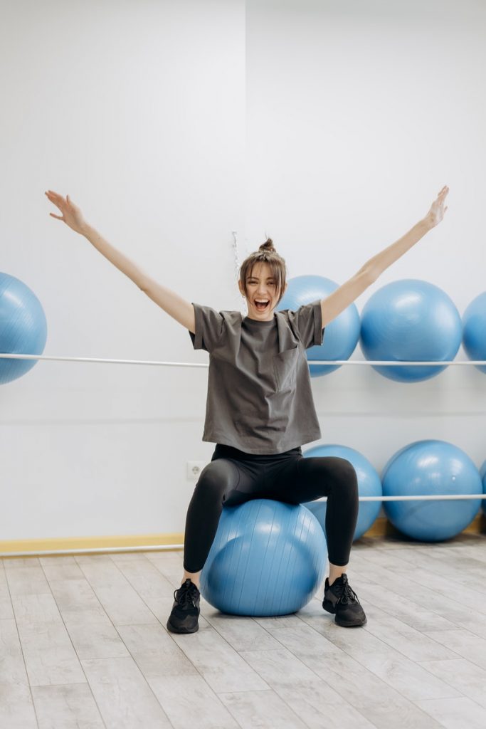 Pilates Topu ile 3 Karın Hareketi