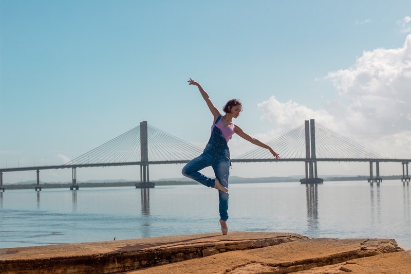 Yoga Kıyafetleri Nasıl Olmalıdır? Yoga Yaparken Nasıl Giyinmeliyiz?