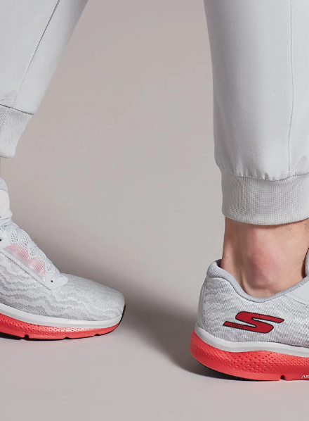 skechers ayakkabılar kaliteli mi?